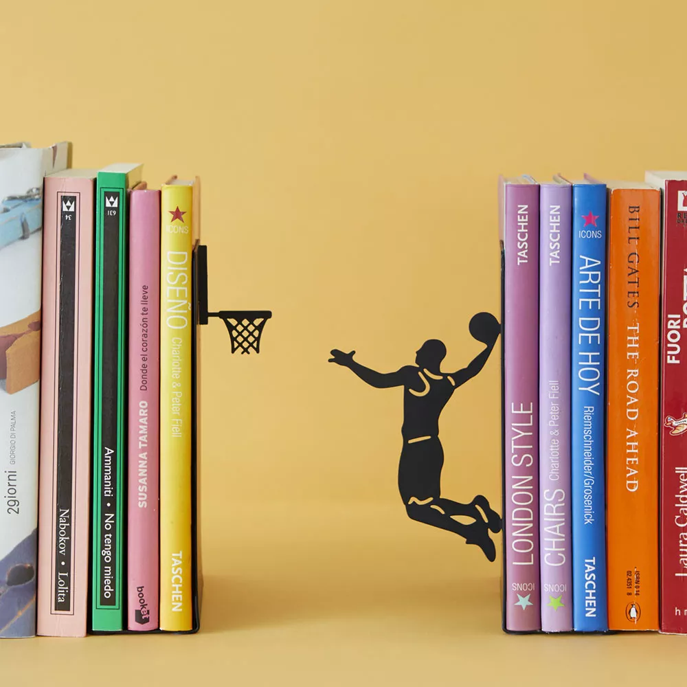 Buchstütze Basketballspieler