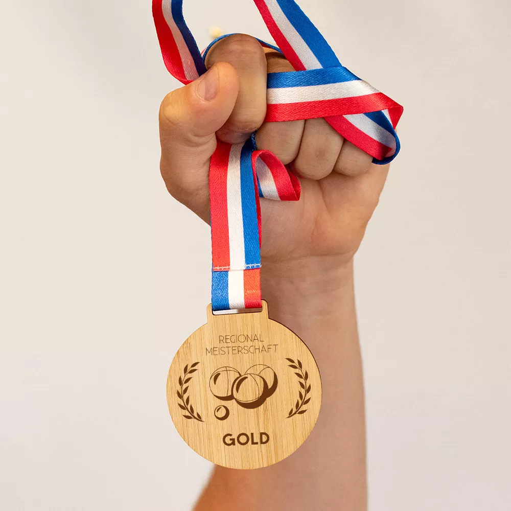 Personalisierbare Holzmedaille „Petanque“