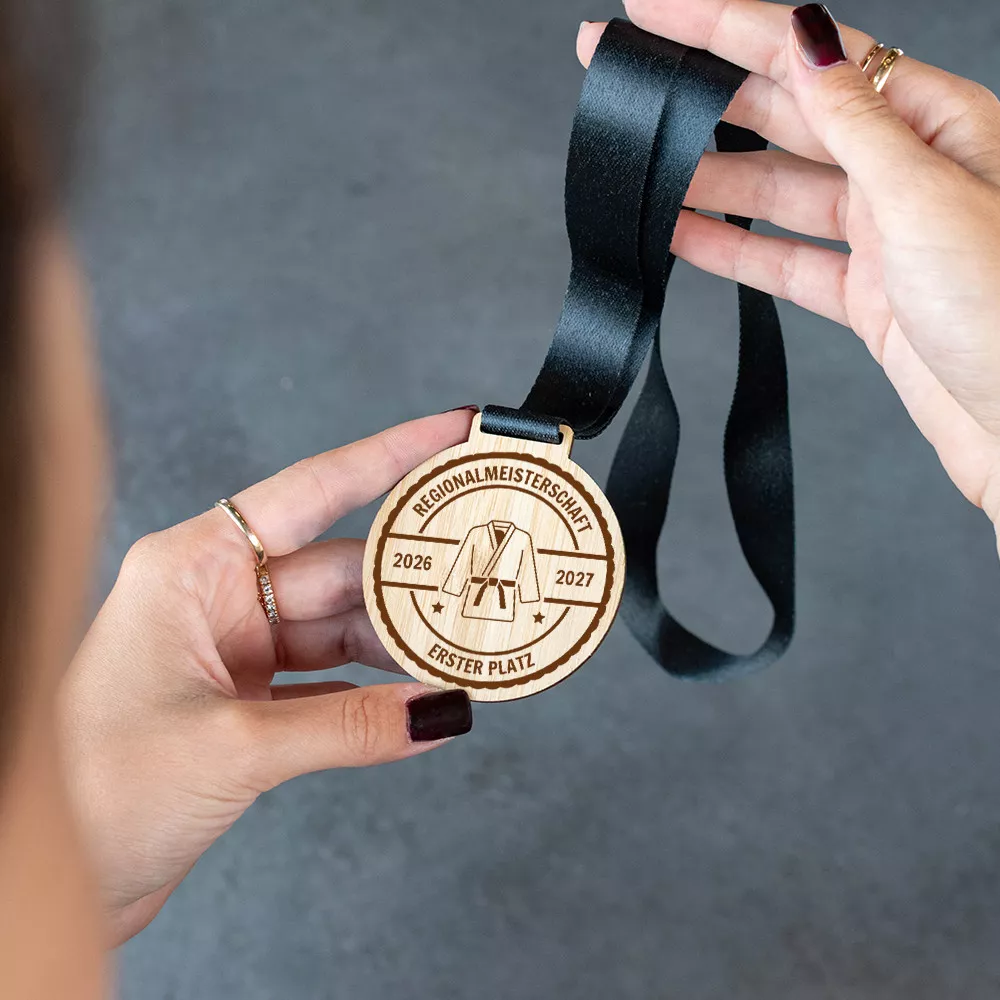 Personalisierbare Holzmedaille „Judo“