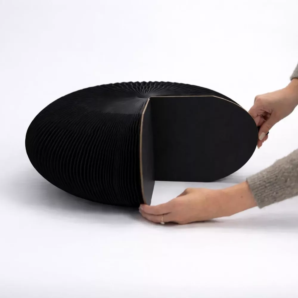 Faltbarer Kraftpapier Hocker