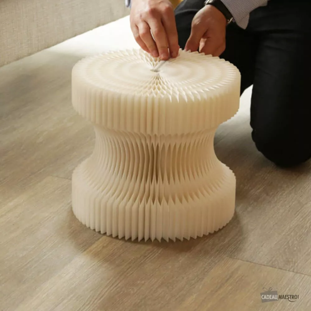Kompakter faltbarer Design-Hocker aus Kraftpapier Weiß 28 cm
