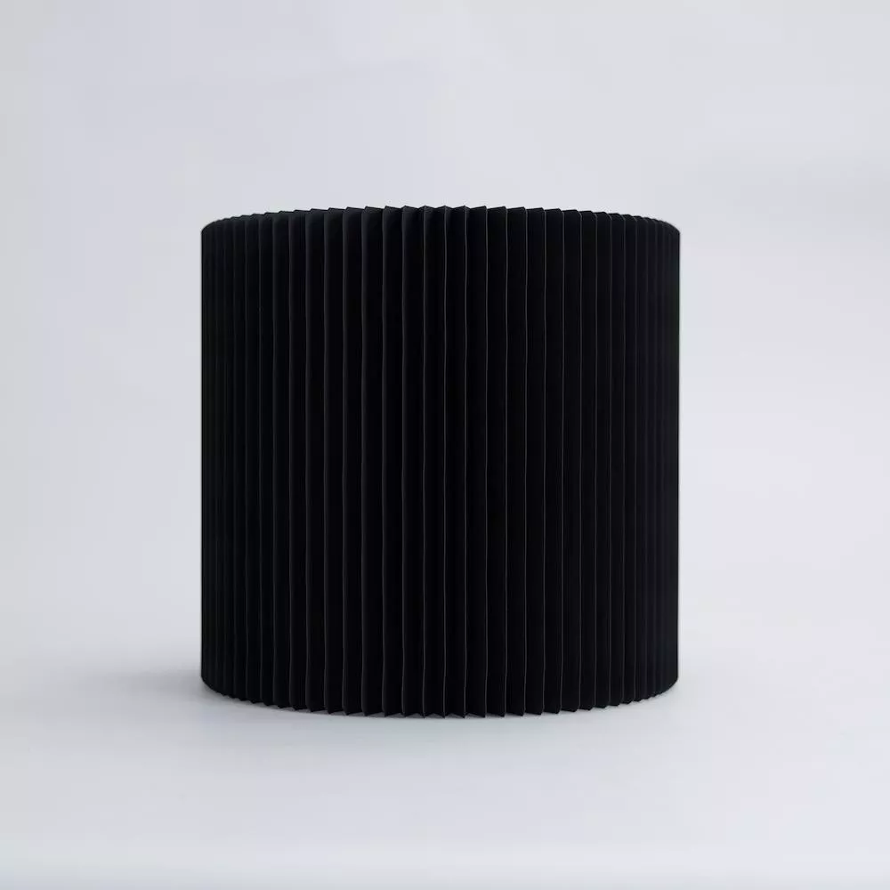Kompakter faltbarer Design-Hocker aus Kraftpapier Schwarz 28 cm