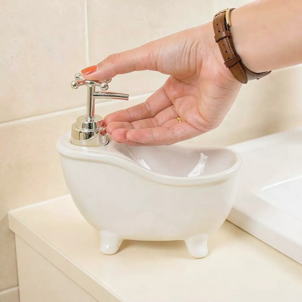 Seifenspender Badewanne