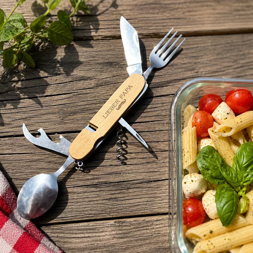 Personalisierbares Schweizer Taschenmesser Camping Papa