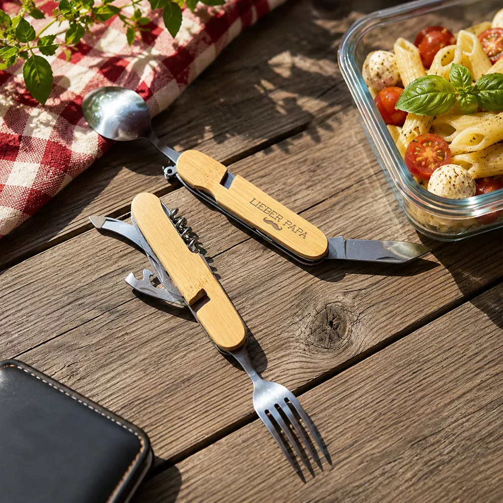 Personalisierbares Schweizer Taschenmesser Camping Papa
