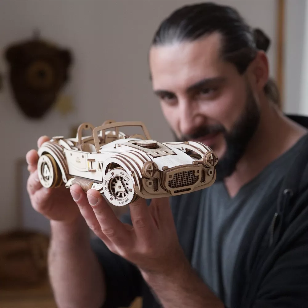 3D-Holzmodell Rennwagen Cobra Drift