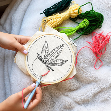 Punch-Needle-Set Grüne Pflanze