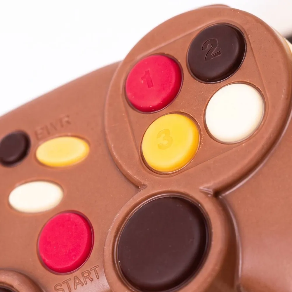 Spielcontroller aus Vollmilchschokolade