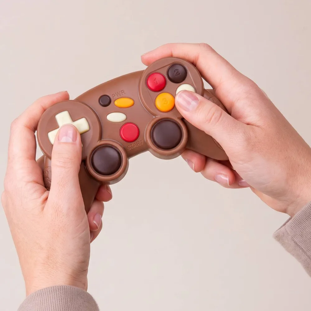 Spielcontroller aus Vollmilchschokolade