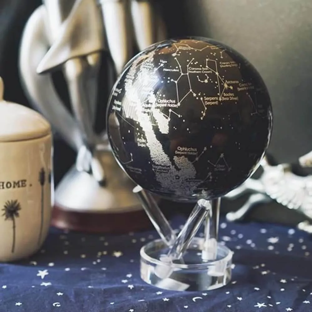 Globe Terrestre Constellations Mova en situation