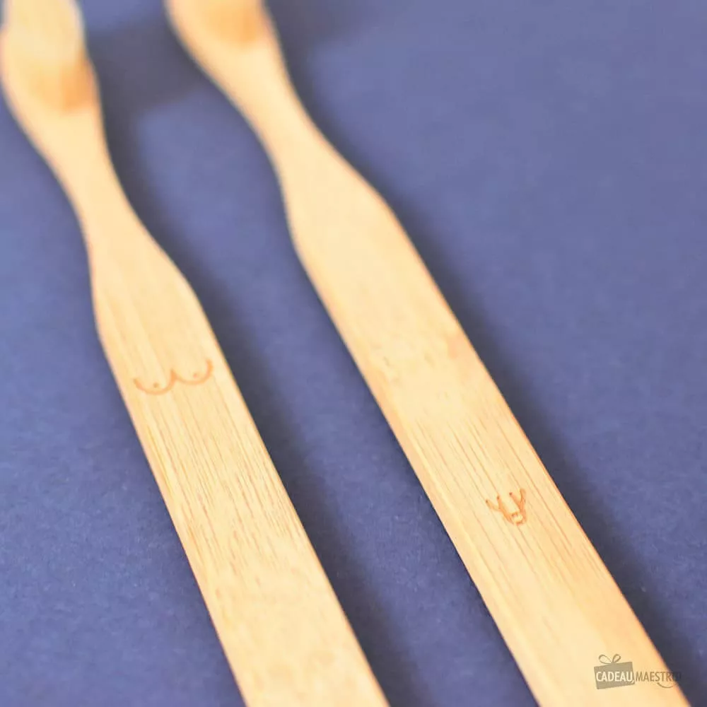 Nudisten-Zahnbürsten-Set aus Bambus (x2)