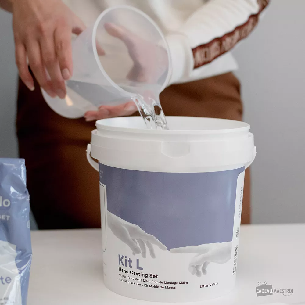 3D-Handabdruck-Set für Familien aus Gips versez l'eau dans le seau