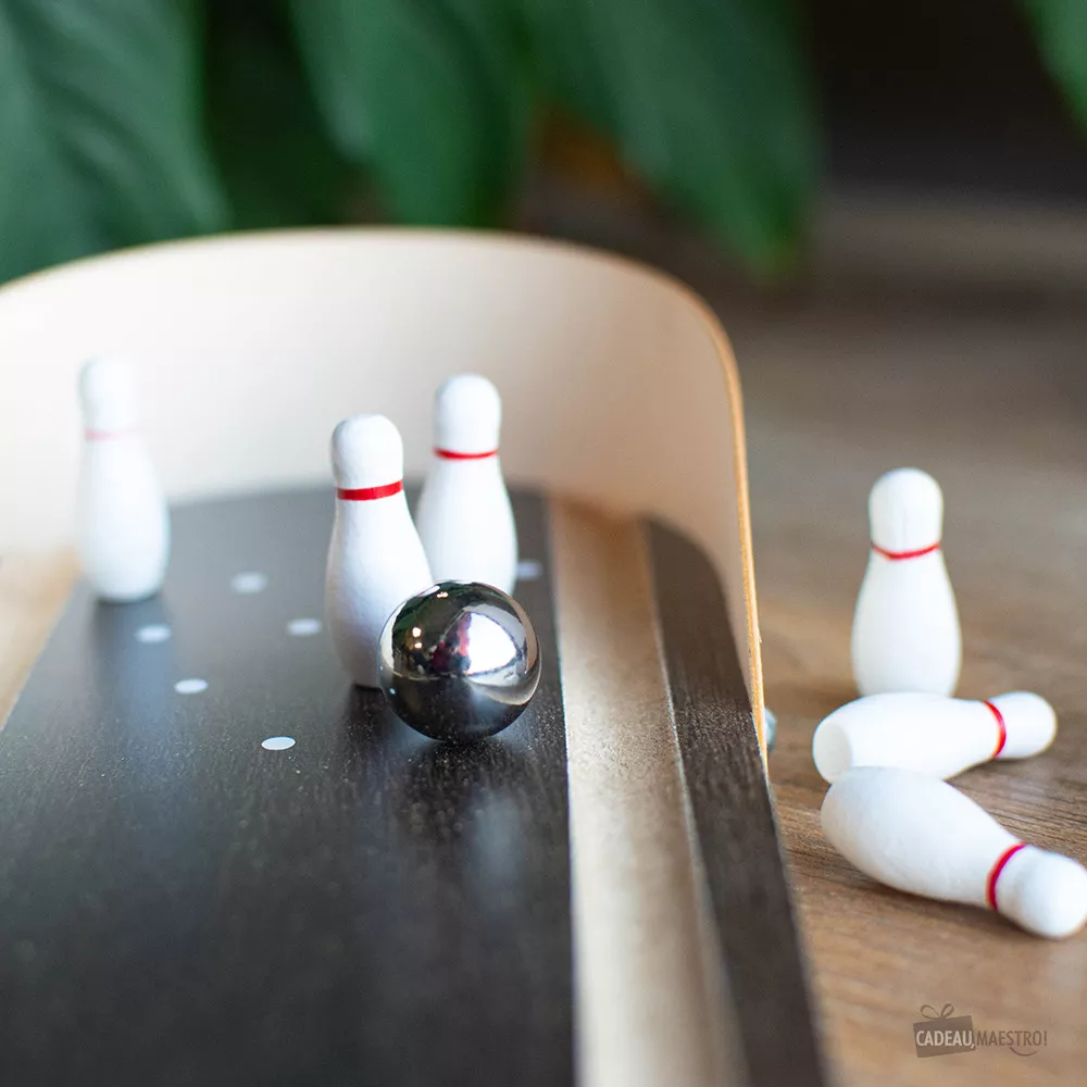 Tischkegeln Attention au Spare