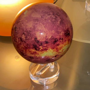 Sandra A. präsentiert Globe Planète Mars Mova